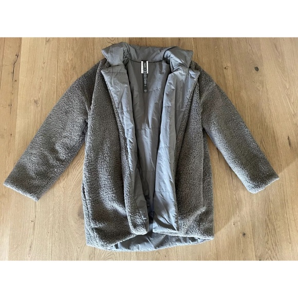 Vuori cozy Sherpa blazer reversible size xs/s - Picture 3 of 5